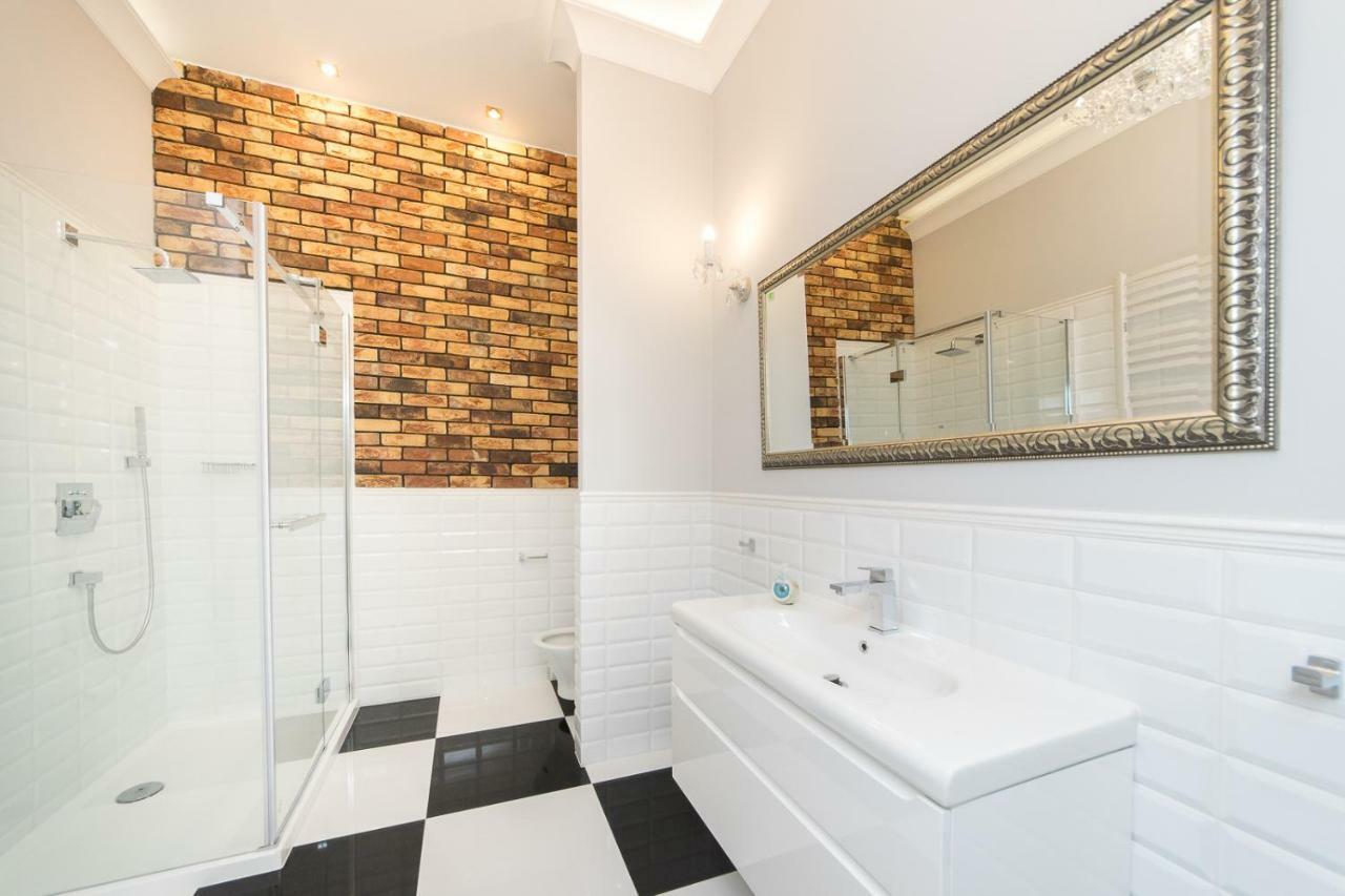 Lux Apartment At Planty Park P4You Pl 크라쿠프 외부 사진
